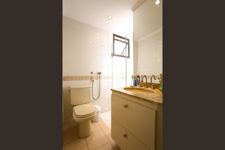 Apartamento à venda com 200m², 3 quartos e 3 vagasBanheiro do Quarto 2