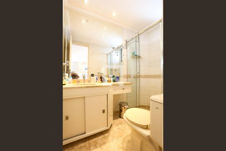 Apartamento à venda com 200m², 3 quartos e 3 vagasBanheiro do Quarto 3