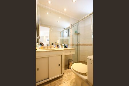 Apartamento à venda com 200m², 3 quartos e 3 vagasBanheiro do Quarto 3