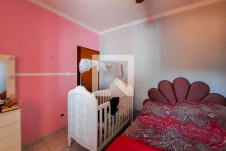 Casa à venda com 180m², 5 quartos e 2 vagasQuarto 2