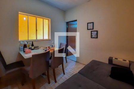 Casa à venda com 180m², 5 quartos e 2 vagasQuarto 3