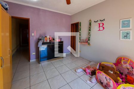 Casa à venda com 180m², 5 quartos e 2 vagasSuíte