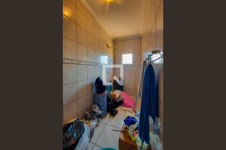 Casa à venda com 180m², 5 quartos e 2 vagasBanheiro da Suíte