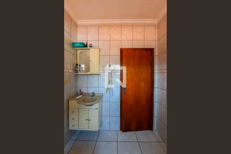 Casa à venda com 180m², 5 quartos e 2 vagasBanheiro Social 2