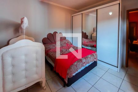 Casa à venda com 180m², 5 quartos e 2 vagasQuarto 2