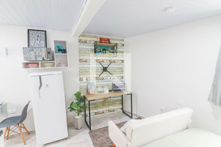 Sala / Quarto / Cozinha de kitnet/studio para alugar com 1 quarto, 20m² em Jardim Ivana, São Paulo