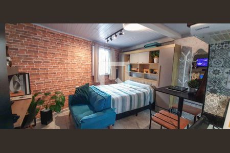 Quarto de kitnet/studio para alugar com 1 quarto, 20m² em Jardim Ivana, São Paulo