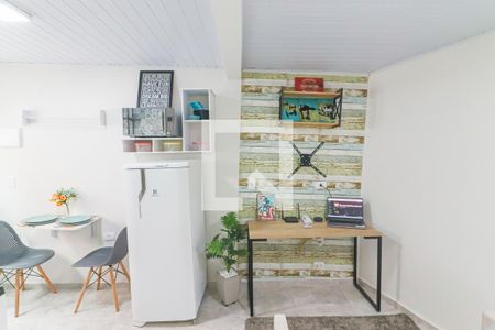 Sala / Quarto / Cozinha de kitnet/studio para alugar com 1 quarto, 20m² em Jardim Ivana, São Paulo