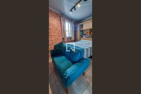 Quarto de kitnet/studio para alugar com 1 quarto, 20m² em Jardim Ivana, São Paulo
