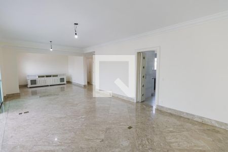 Apartamento para alugar com 157m², 4 quartos e 4 vagasSala