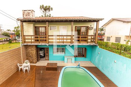 Casa à venda com 230m², 3 quartos e 2 vagas Casa à venda com 230m², 3 quartos e 2 vagasÁrea Externa