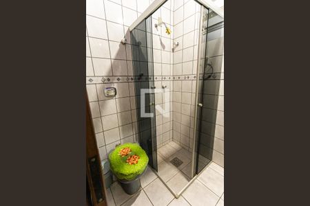 Casa à venda com 230m², 3 quartos e 2 vagas Casa à venda com 230m², 3 quartos e 2 vagasBanheiro Social 2