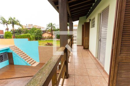 Casa à venda com 230m², 3 quartos e 2 vagas Casa à venda com 230m², 3 quartos e 2 vagasSacada