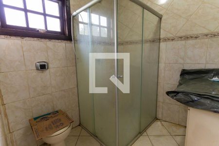 Casa à venda com 230m², 3 quartos e 2 vagas Casa à venda com 230m², 3 quartos e 2 vagasBanheiro de Serviço