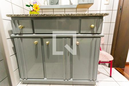 Casa à venda com 230m², 3 quartos e 2 vagas Casa à venda com 230m², 3 quartos e 2 vagasBanheiro Social 2