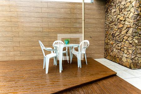 Casa à venda com 230m², 3 quartos e 2 vagas Casa à venda com 230m², 3 quartos e 2 vagasÁrea Externa