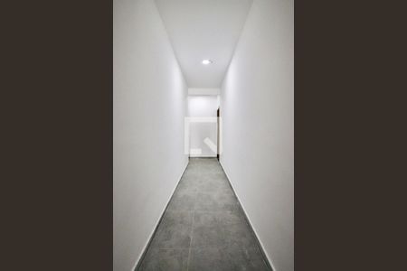 Apartamento para alugar com 43m², 2 quartos e sem vagaCorredor de acesso 