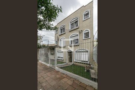 Apartamento à venda com 120m², 3 quartos e sem vaga Apartamento à venda com 120m², 3 quartos e sem vagaFachada