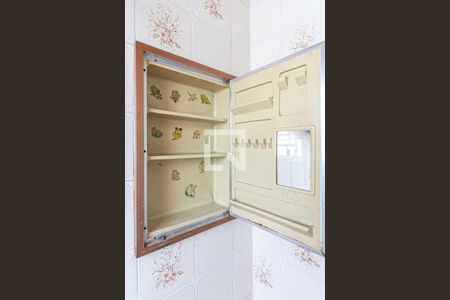 Apartamento à venda com 120m², 3 quartos e sem vaga Apartamento à venda com 120m², 3 quartos e sem vagaBanheiro