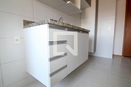 Apartamento para alugar com 42m², 1 quarto e 1 vaga Apartamento para alugar com 42m², 1 quarto e 1 vagaCozinha - Armários