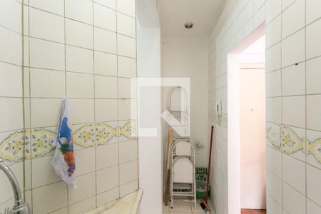 Apartamento para alugar com 66m², 2 quartos e sem vaga Apartamento para alugar com 66m², 2 quartos e sem vagaCozinha e Área de Serviço