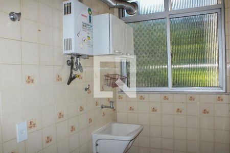Apartamento à venda com 110m², 3 quartos e 1 vagaÁrea de Serviço