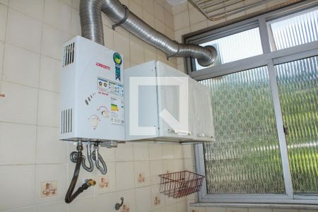 Apartamento à venda com 110m², 3 quartos e 1 vagaÁrea de Serviço