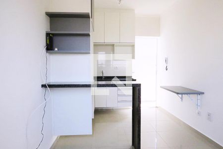 Sala de apartamento à venda com 2 quartos, 50m² em Chácara Seis de Outubro, São Paulo