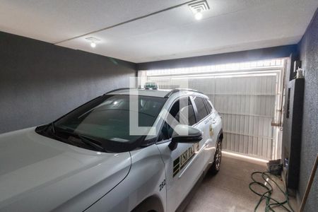 Casa à venda com 200m², 3 quartos e 2 vagas Casa à venda com 200m², 3 quartos e 2 vagasGaragem