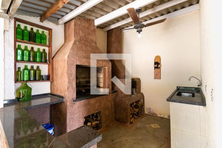 Casa de condomínio à venda com 430m², 3 quartos e 4 vagasChurrasqueira