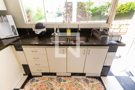 Casa de condomínio à venda com 430m², 3 quartos e 4 vagasCozinha