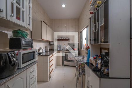 Apartamento à venda com 123m², 3 quartos e sem vaga Apartamento à venda com 123m², 3 quartos e sem vagaCozinha