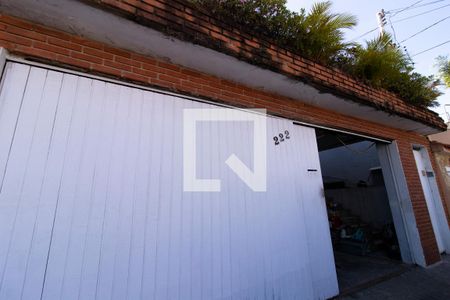 Casa à venda com 230m², 3 quartos e 2 vagasFachada da Garagem