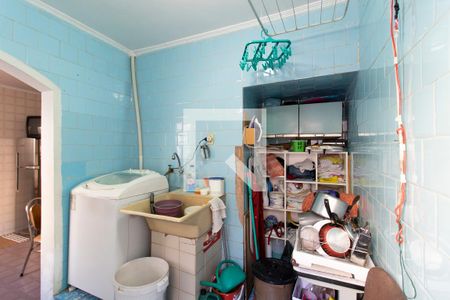 Casa à venda com 230m², 3 quartos e 2 vagasLavanderia