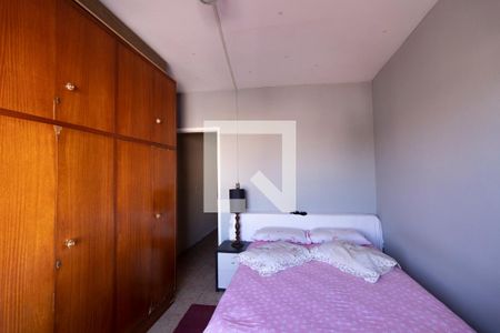 Casa à venda com 230m², 3 quartos e 2 vagasQuarto 2