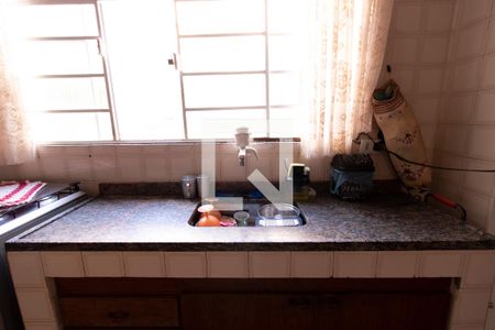 Casa à venda com 230m², 3 quartos e 2 vagasCozinha - Torneira