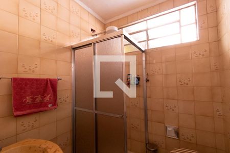 Casa à venda com 230m², 3 quartos e 2 vagasBanheiro Social