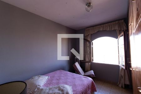 Casa à venda com 230m², 3 quartos e 2 vagasQuarto 2