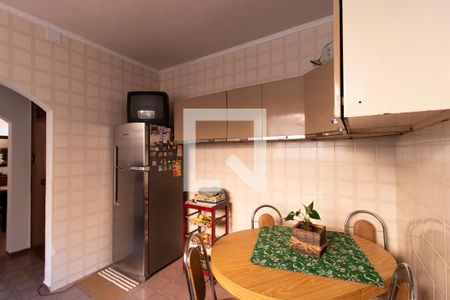 Casa à venda com 230m², 3 quartos e 2 vagasCozinha