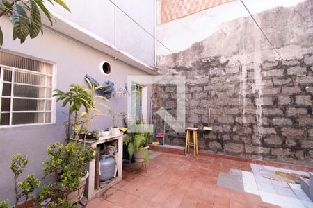 Casa à venda com 230m², 3 quartos e 2 vagasQuintal