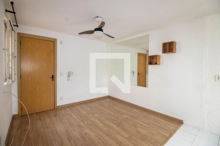 Sala de apartamento à venda com 2 quartos, 40m² em Protásio Alves, Porto Alegre