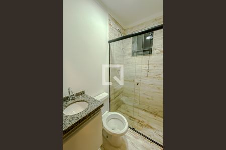 Banheiro de apartamento para alugar com 2 quartos, 53m² em Vila Santa Isabel, São Paulo
