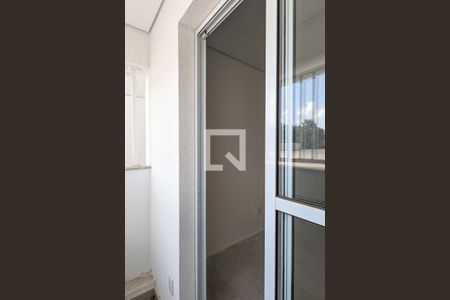 Apartamento para alugar com 54m², 2 quartos e 1 vaga Apartamento para alugar com 54m², 2 quartos e 1 vagaVaranda