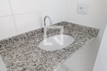 Apartamento para alugar com 54m², 2 quartos e 1 vaga Apartamento para alugar com 54m², 2 quartos e 1 vagaBanheiro