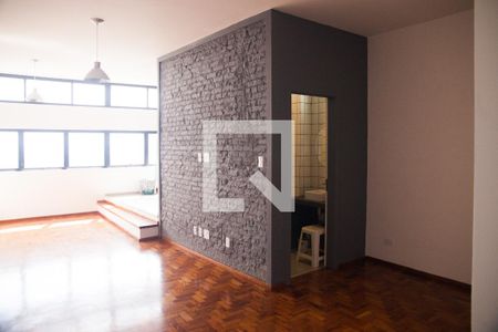 Sala/Quarto de kitnet/studio para alugar com 1 quarto, 37m² em Centro Histórico de São Paulo, São Paulo