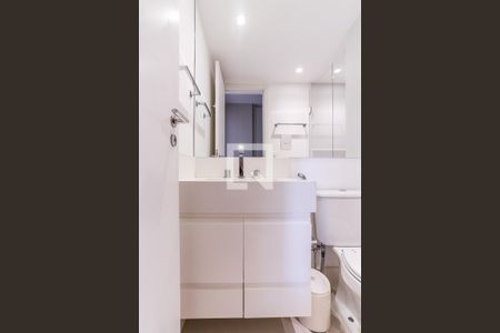 Apartamento para alugar com 70m², 2 quartos e 2 vagasBanheiro Social