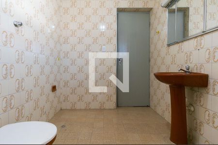 Casa à venda com 160m², 3 quartos e 2 vagasBanheiro da Suíte