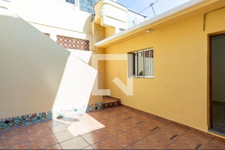 Casa à venda com 160m², 3 quartos e 2 vagasÁrea de Serviço