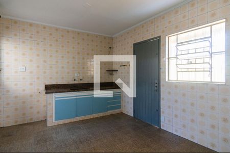 Casa à venda com 160m², 3 quartos e 2 vagasCozinha