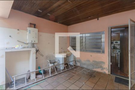 Casa à venda com 356m², 4 quartos e 4 vagasÁrea Serviço